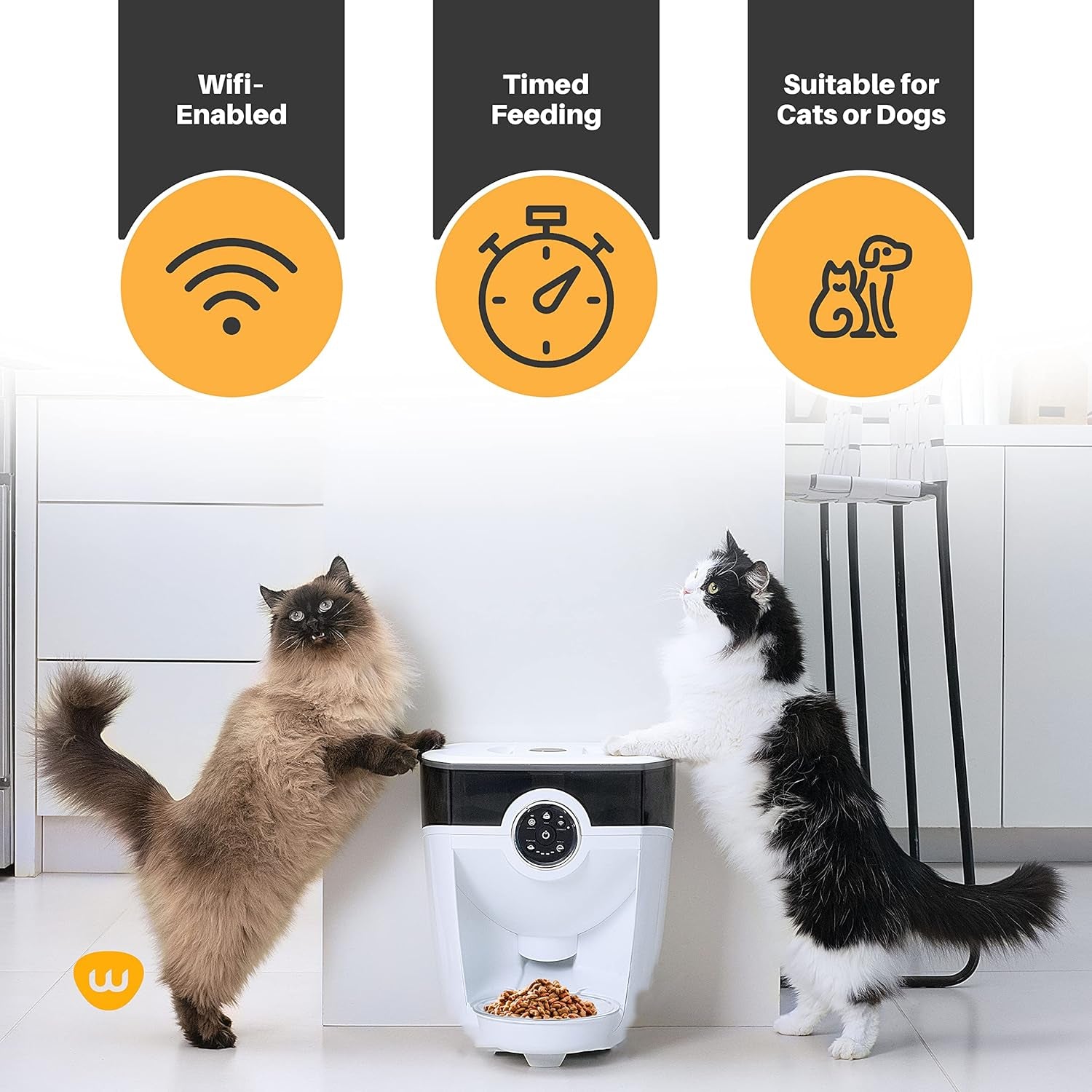 Feeder-Robot with backup battery ensures uninterrupted feeding even during power outages.