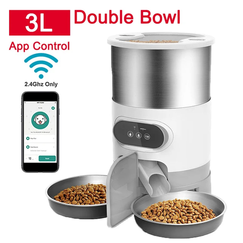 SmartPet Auto Feeder with WiFi and 2 bowls, perfect for feeding multiple pets simultaneously.